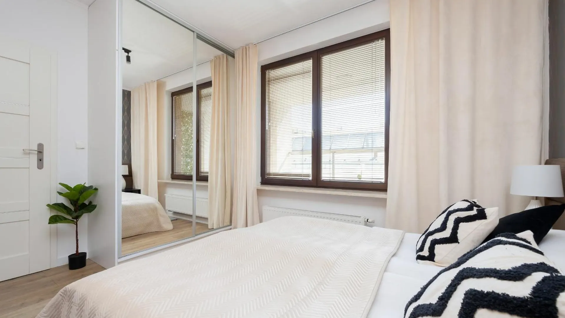 Apartment Nowoczesny Apartament Z Parkingiem Warszawa Mokotow By Noclegi Renters